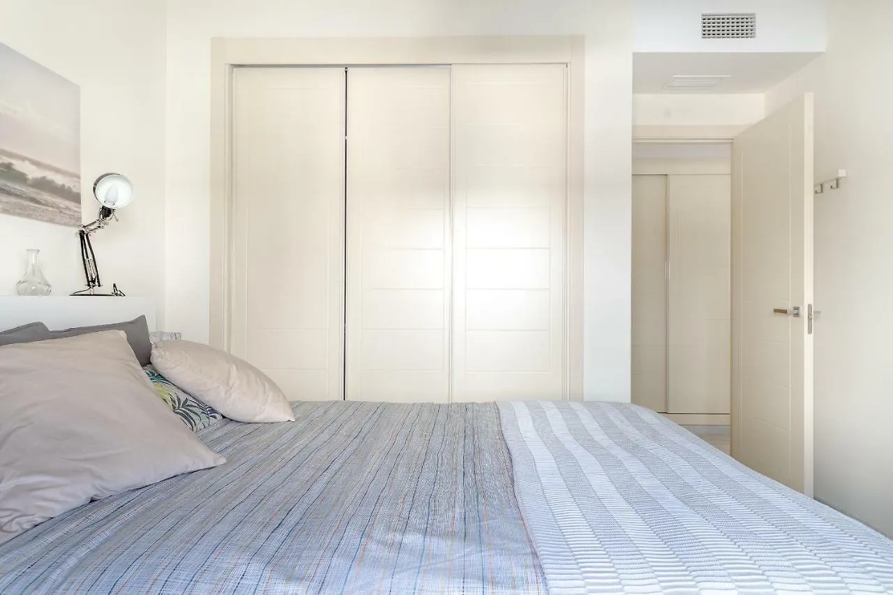 דירה אסטפונה 2266-Amazing Newly Furnished Apt,On Golf, Sea View ספרד